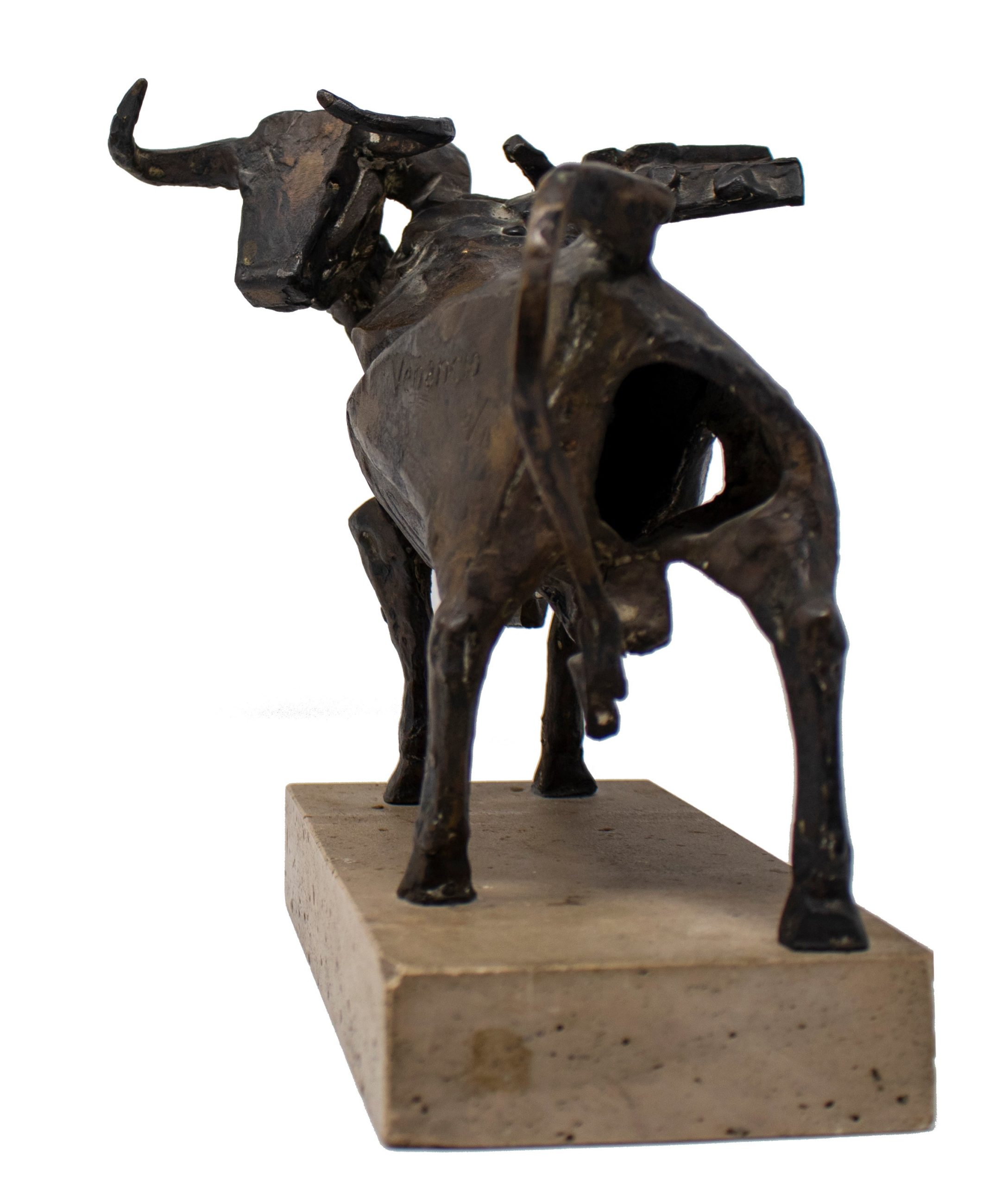 Escultura de Toro en Bronce, de Venancio Blanco, de la Década de 1960
