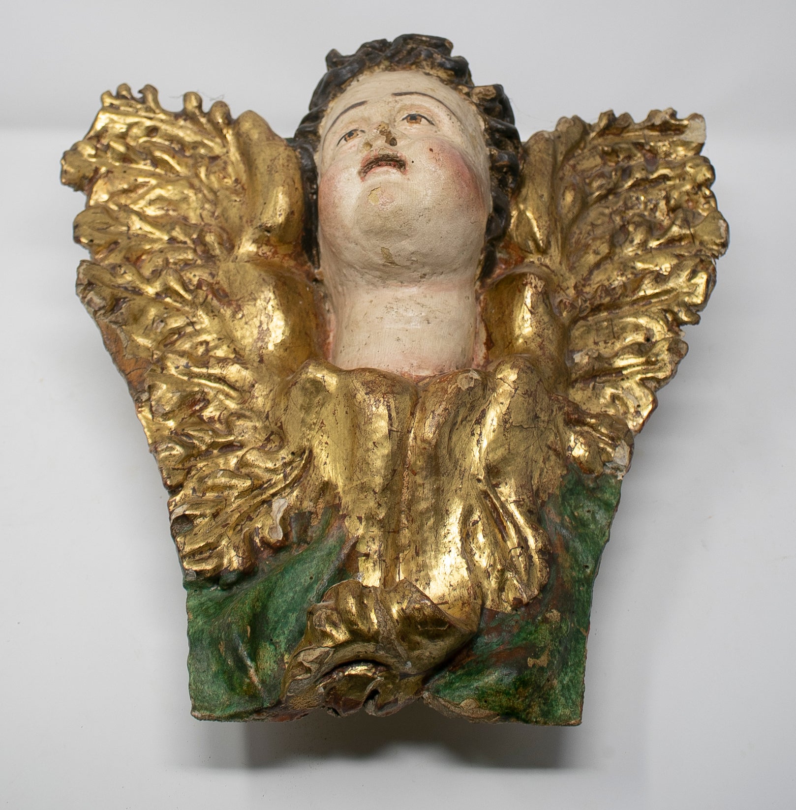 Pareja de Angelitos de Madera Dorada, del siglo XVIII
