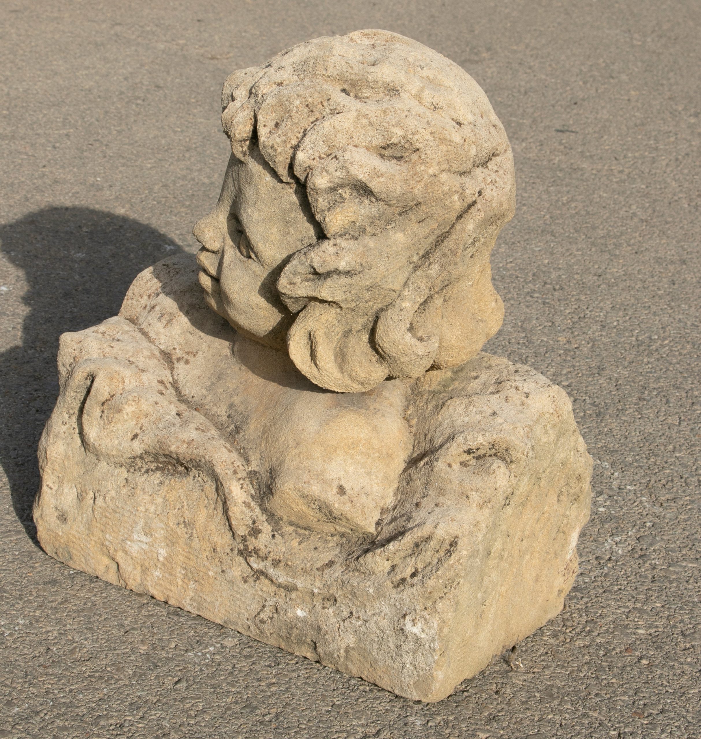 Busto de Niño en Piedra Tallado a Mano, del Siglo XVIII