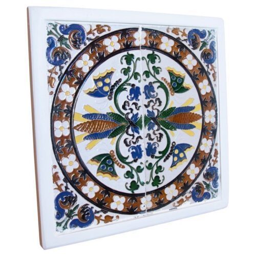 Azulejo decorativo español de los años 50 enmarcado en madera en diferentes colores