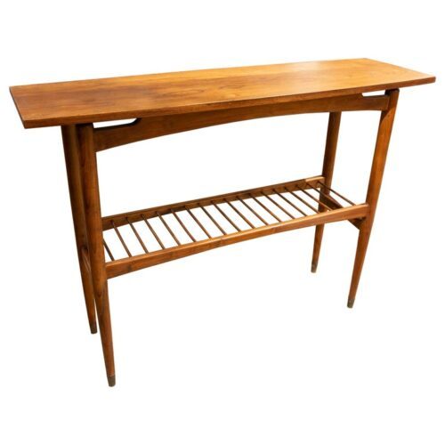 Consola vintage de madera de los años 60 con estante inferior
