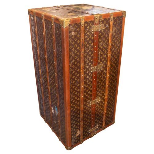 Maleta antigua Louis Vuitton con doble baúl y monograma Vapor Malle de la década de 1920