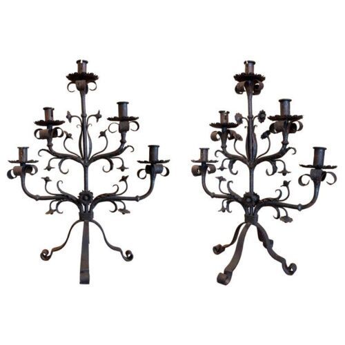 Pareja de grandes candelabros de hierro forjado de seis brazos de los años 70