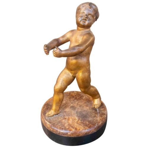 Escultura de querubín de bronce dorado al fuego de la década de 1890 sobre base de ónice