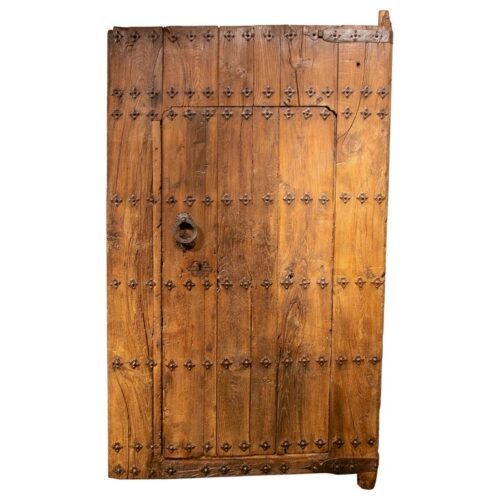 Puerta Antigua de Madera Maciza con Herrajes de Hierro Forjado. S XVIII