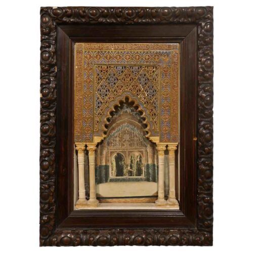 Maqueta Nasrida de la década de 1850 con Relieves Inspirados en la Mezquita de Córdoba.